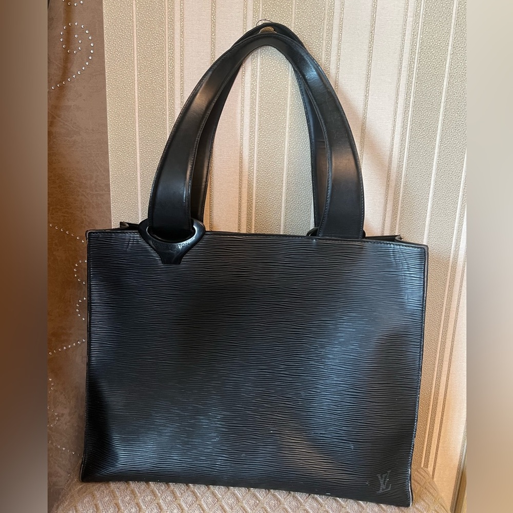 Louis Vuitton Gemo Epi Tote Shoulder Bag One Size Black Leather AUTHENTIC Used